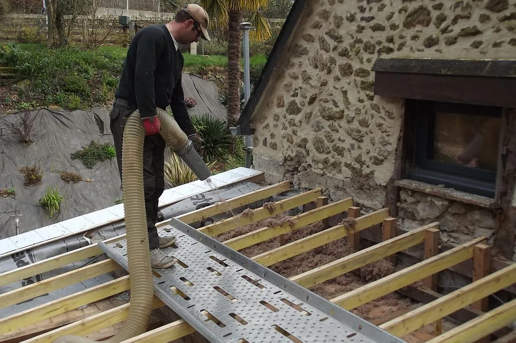 entretien toiture saint coulomb